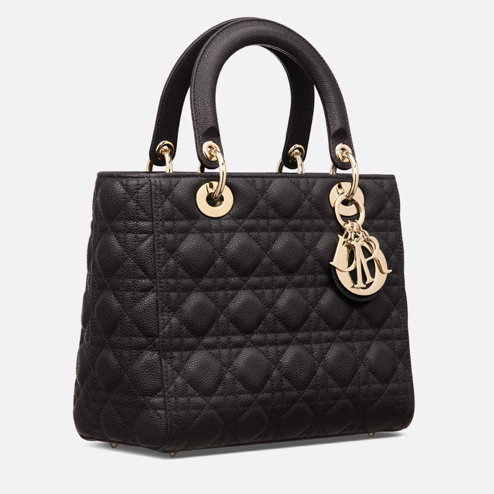 Dior Medium Lady Dior bag M0565OWRT_M900 – BORDER-GARA Dior Medium Lady Dior bag M0565OWRT_M900 – BORDER-GARA