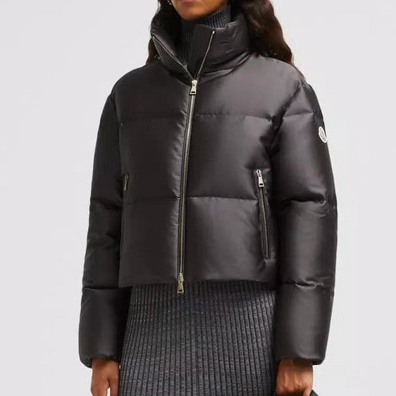 ★【MONCLER】Piumino corto Bonnelles llizzato★ダウン MONCLER Bonnelles Short Down Jacket J20931A00141597YK924