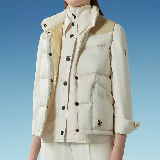 関税込 Moncler SORAPIS DOWN GILET MONCLER SORAPIS DOWN GILET J10981A00007596K754J – BORDER-GARA