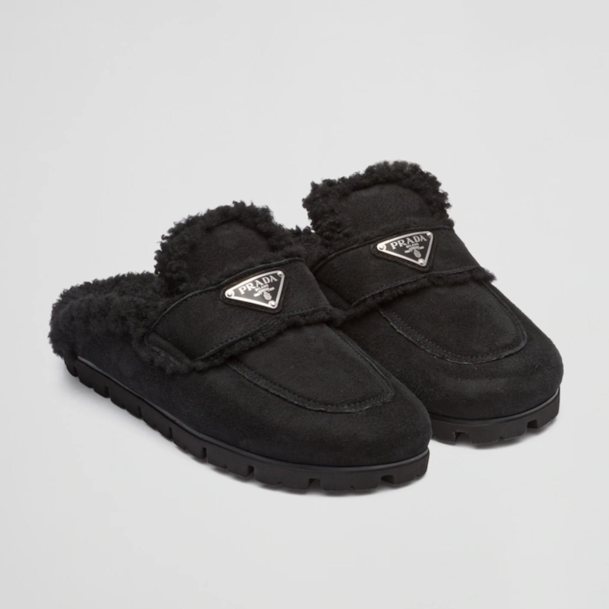 サンダル・ミュール PRADA | Shearling slippers 1S711M_1A6_F0379_F_020 PRADA Shearling slippers 1S711M_1A6_F0002_F_020 – BORDER-GARA