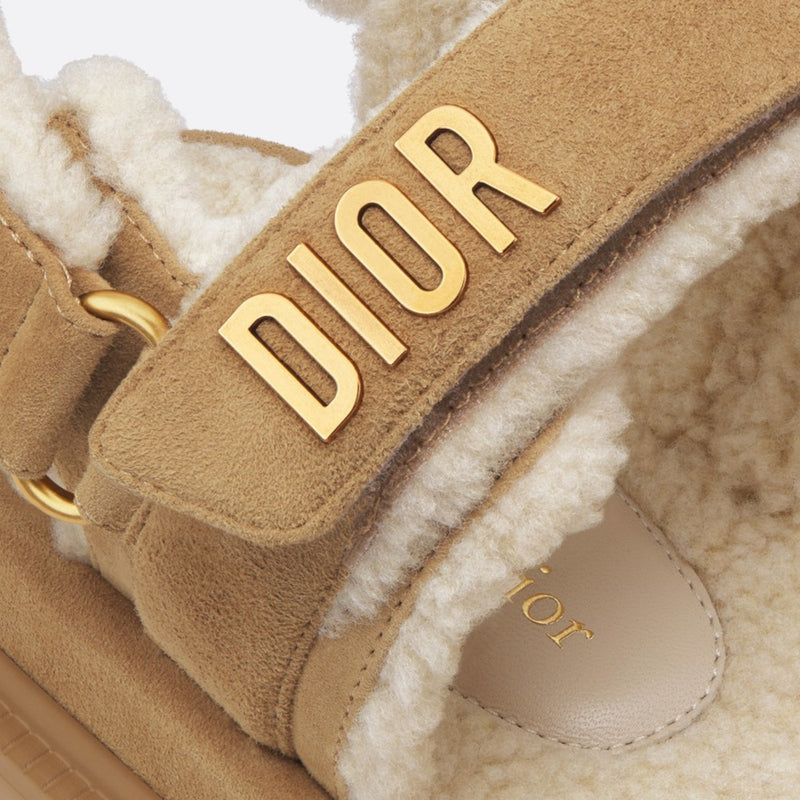 Dioract sandal