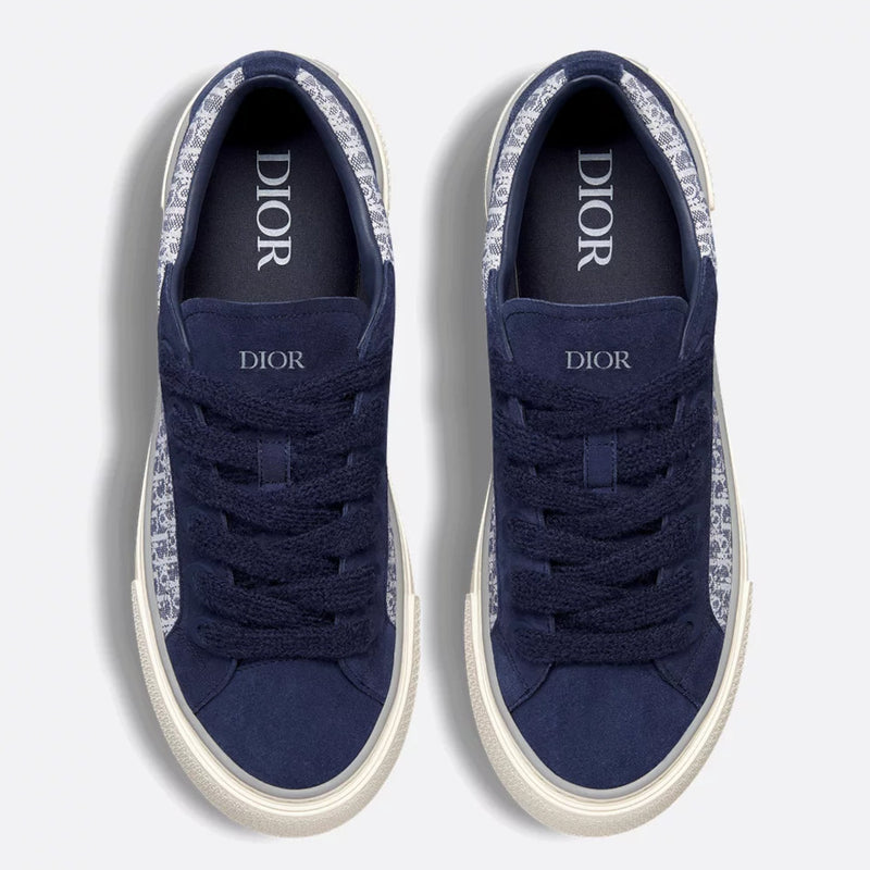 B33 Spin Sneaker 