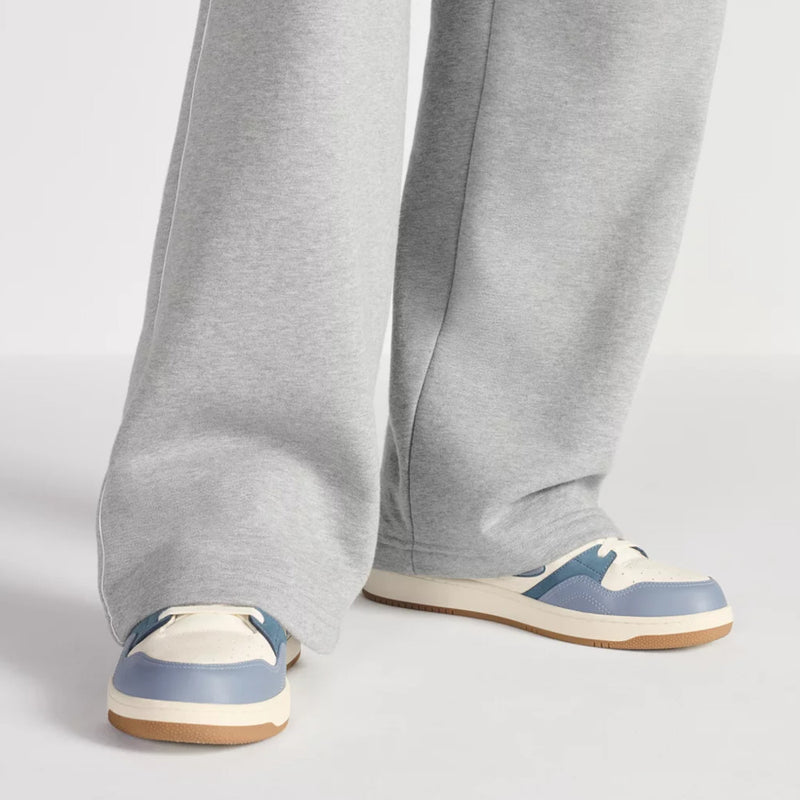 B57 Dribble Low Top Sneaker