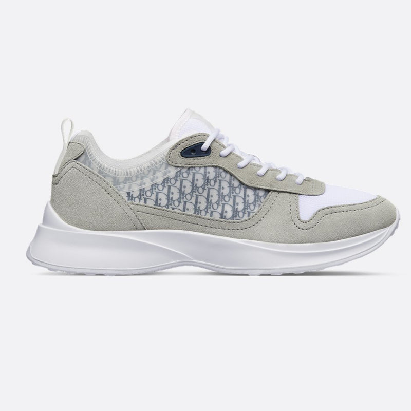 B25 Runner Sneaker