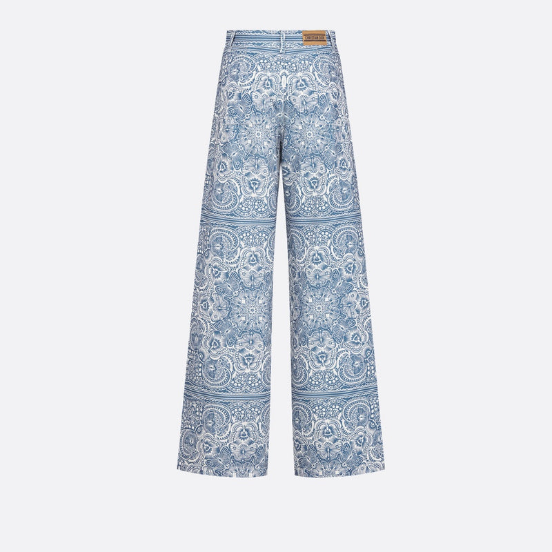 Flared Jeans