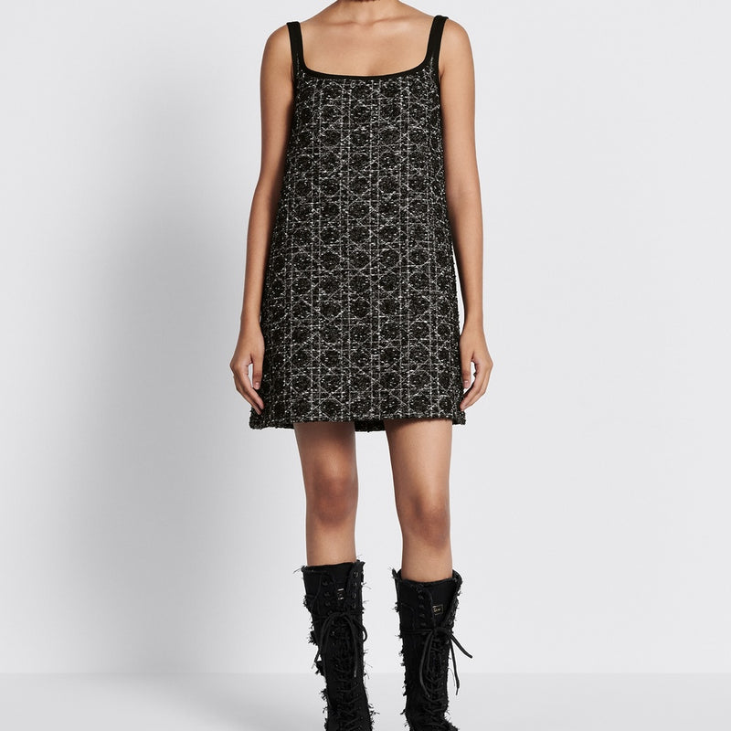 Short Macrocannage Flared Dress