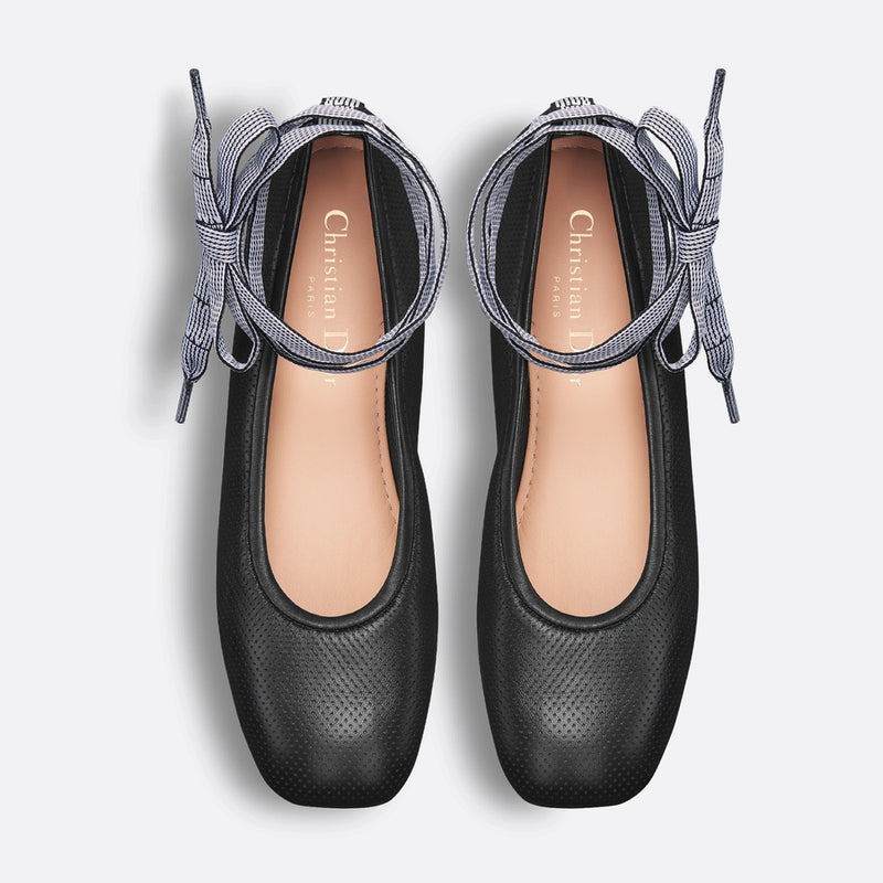 D-Journey Lace-Up Ballet Flat