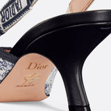 J'Adior Slingback Pump