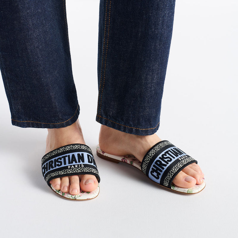 Dioramour Dway Slide