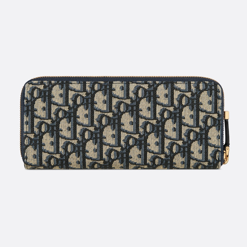30 Montaigne Voyageur Slim Wallet