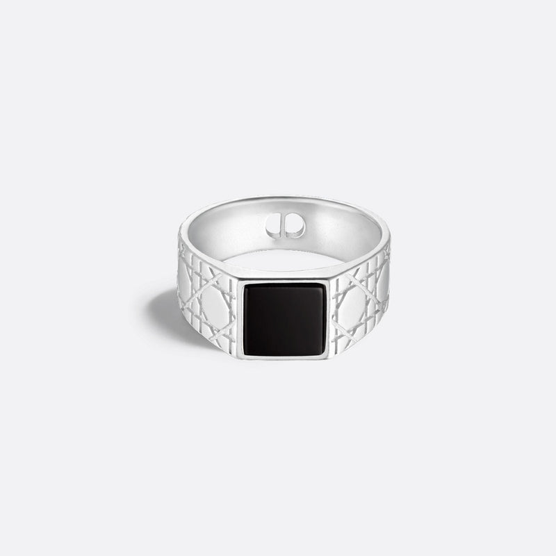 Cannage Signet Ring
