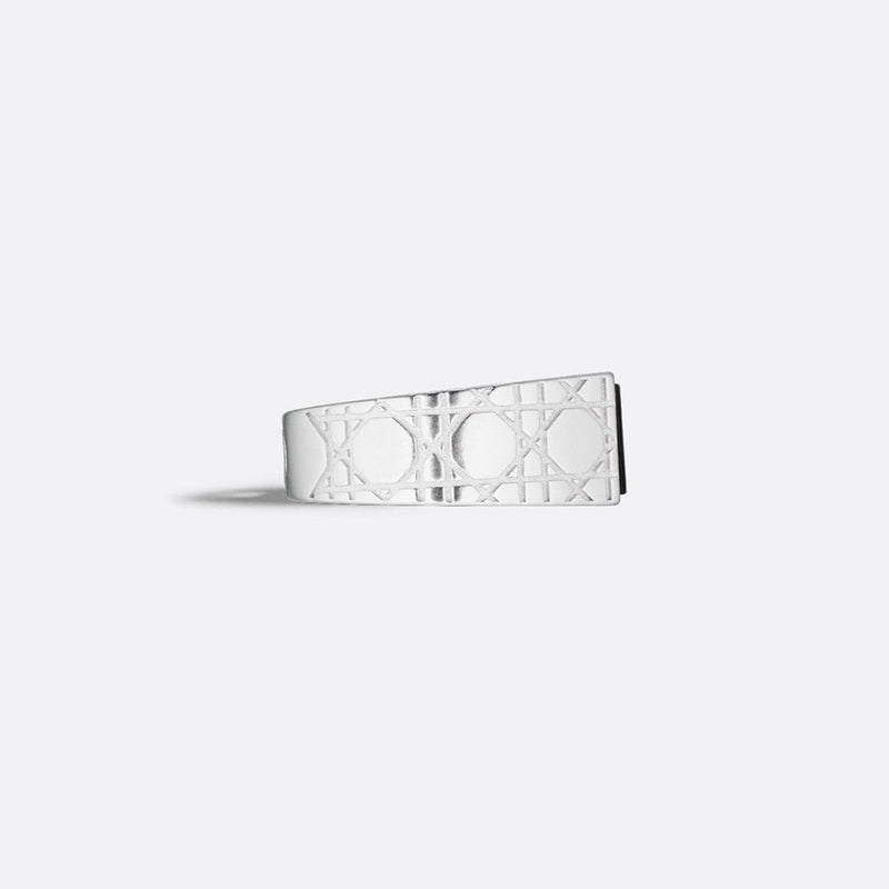 Cannage Signet Ring