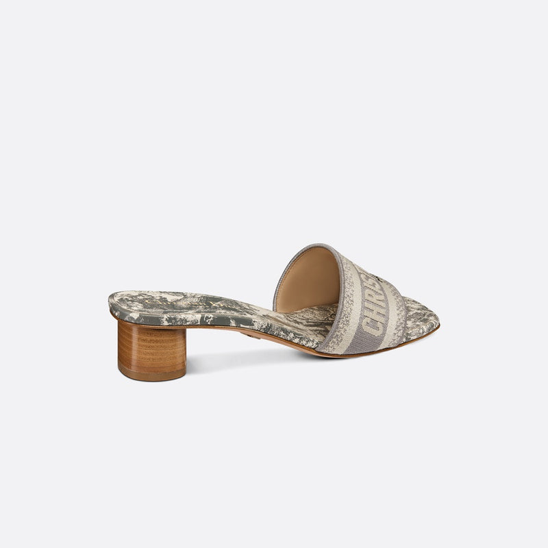 Dway Heeled Slide
