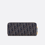 30 Montaigne Voyageur Slim Wallet