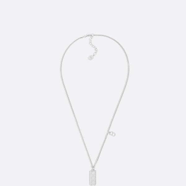 Cannage Plate Pendant Necklace