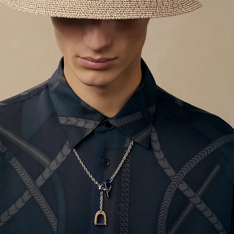 Necklace Etrier