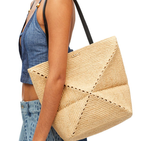 Puzzle Fold Tote in raffia