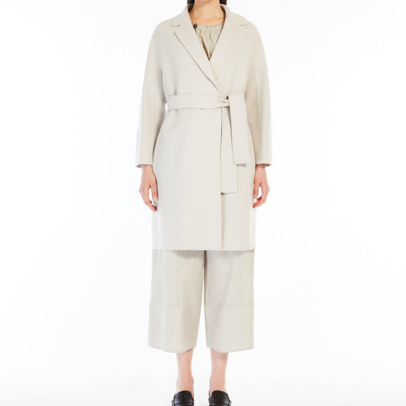 Double-faced short wool coat