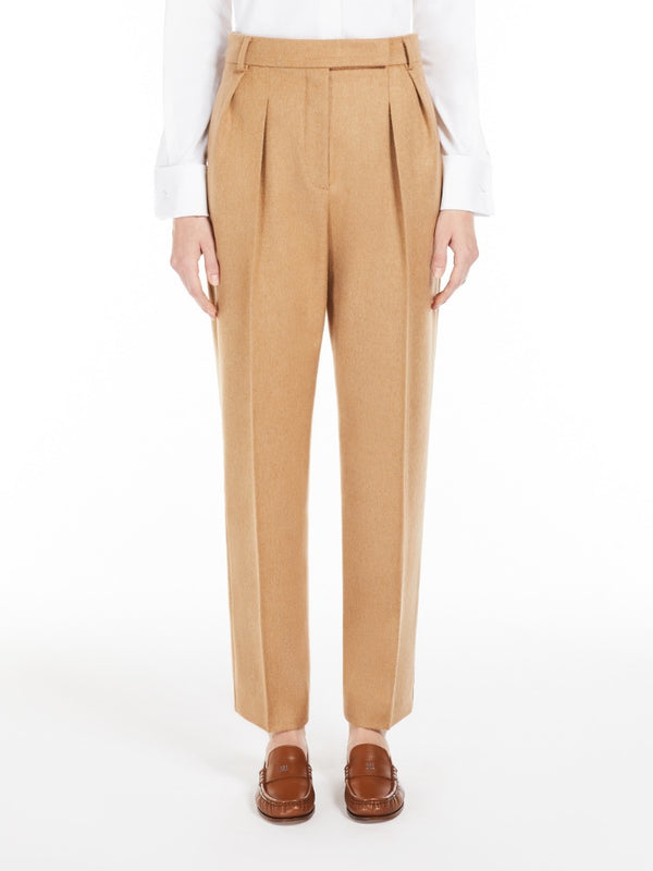 Camel carrot trousers