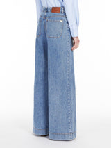 Wide-leg denim jeans