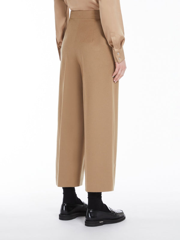 Cropped wool trousers