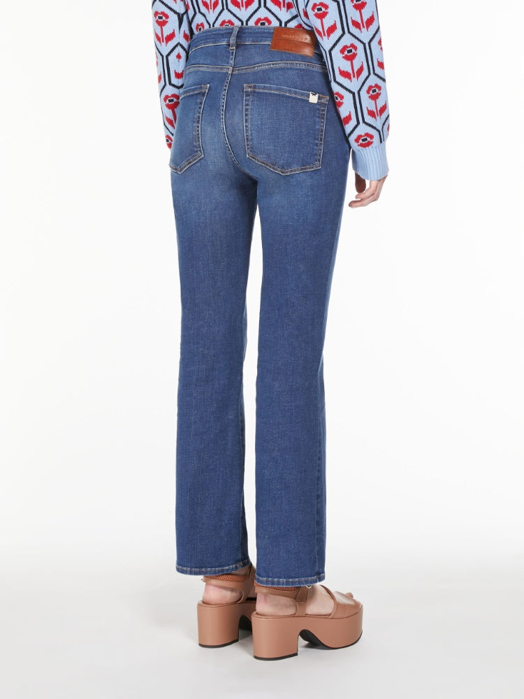 Comfortable denim cropped jeans