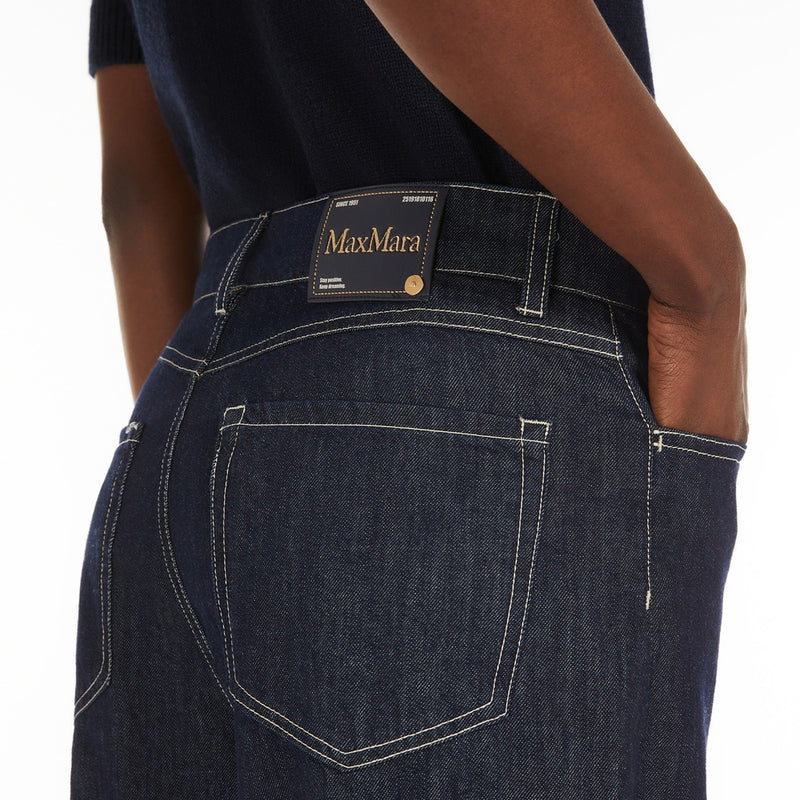 Wide-leg denim jeans