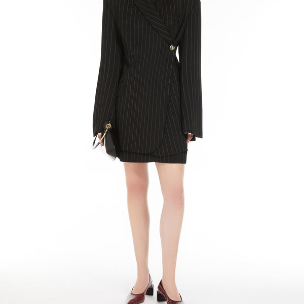 Asymmetric tailored blazer
