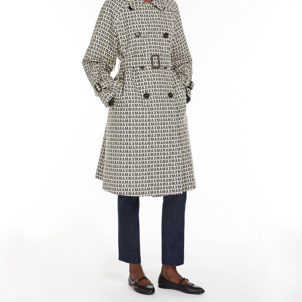 Double-breasted trench coat in water-repellent jacquard