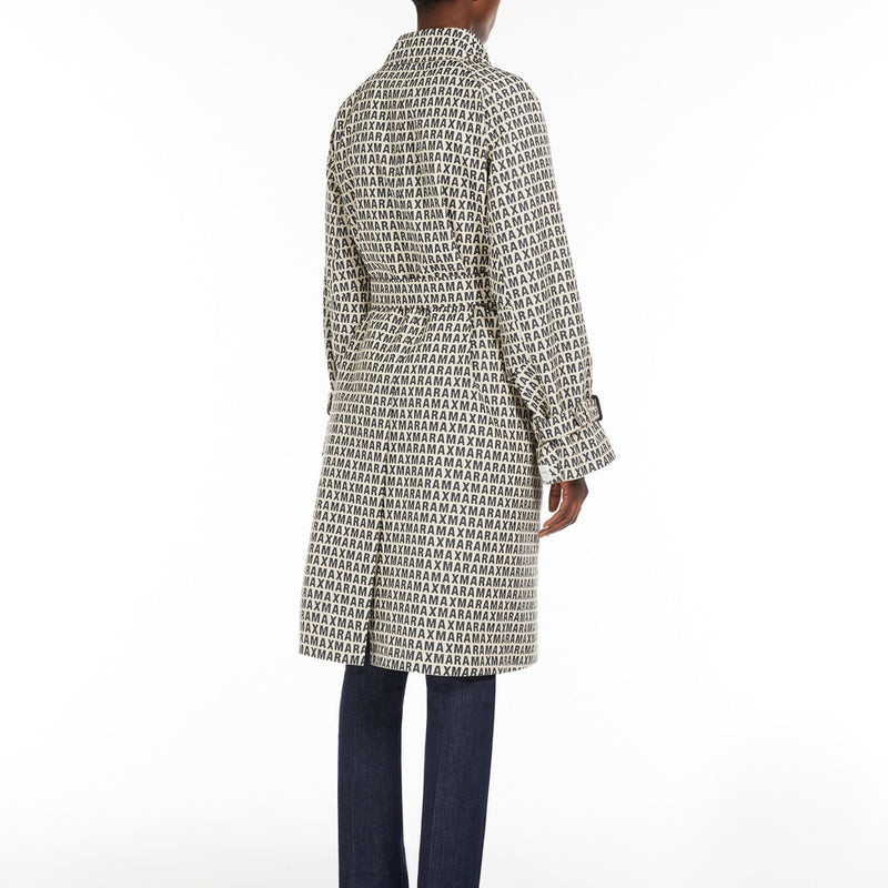 Double-breasted trench coat in water-repellent jacquard