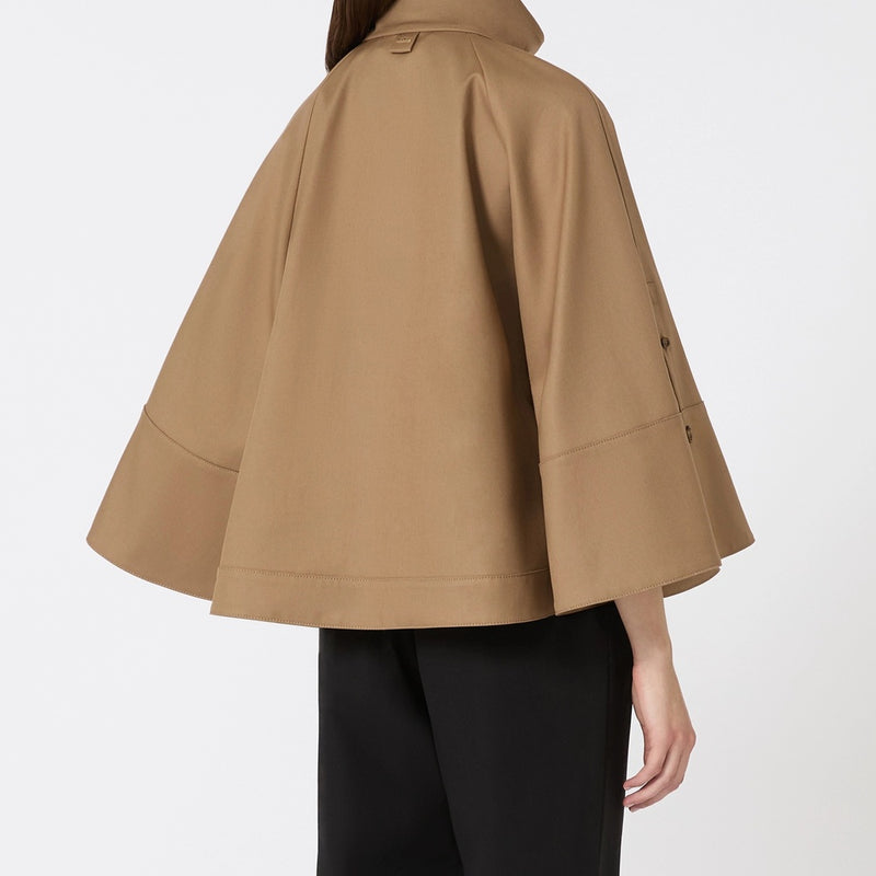 Short water-repellent gabardine cape
