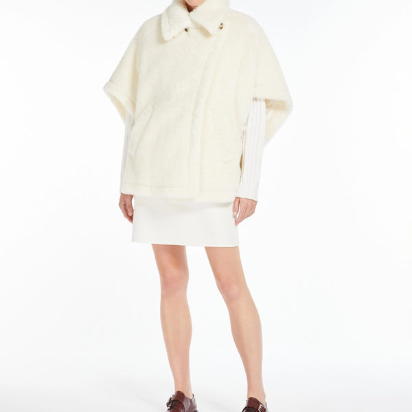 Alpaca wool teddy cape