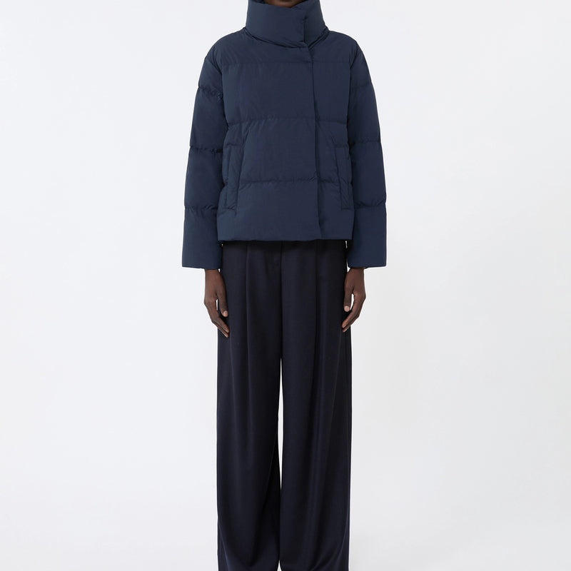 Short jacket in water-repellent fabric