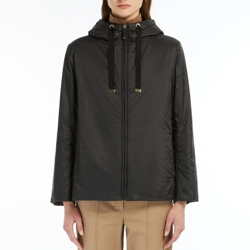 Quilted jacket with hood in water-repellent canvas