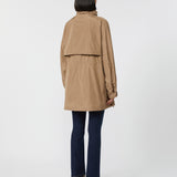 Water-repellent taffeta windbreaker