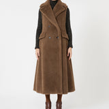 Sleeveless coat made of teddy, alpaca and wool