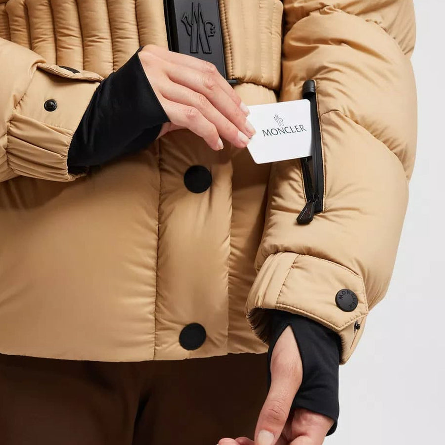 ダウンジャケット・コート MONCLER FW24 CORONEL - Ski Down Jacket (J20981A00033 999) MONCLER Coronel Short Down Jacket J20981A00033596K7222