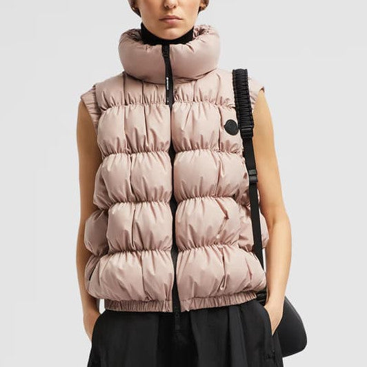 Apriate down vest