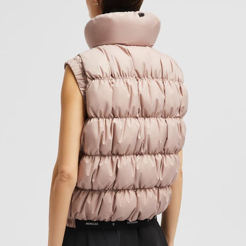 Apriate down vest