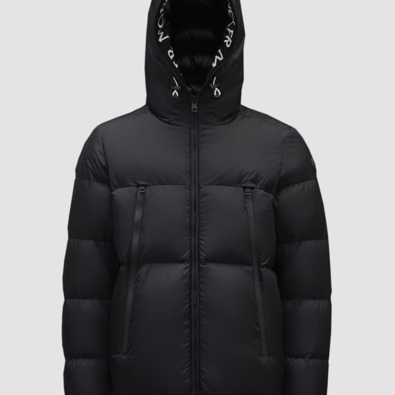 Montcla Short Down Jacket