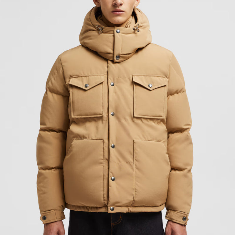 Fornas Short Down Jacket