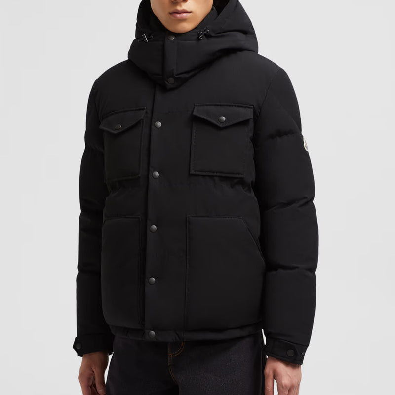 Fornas Short Down Jacket