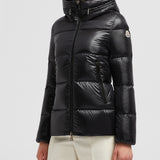 SERITTE HOODED SHORT DOWN JACKET