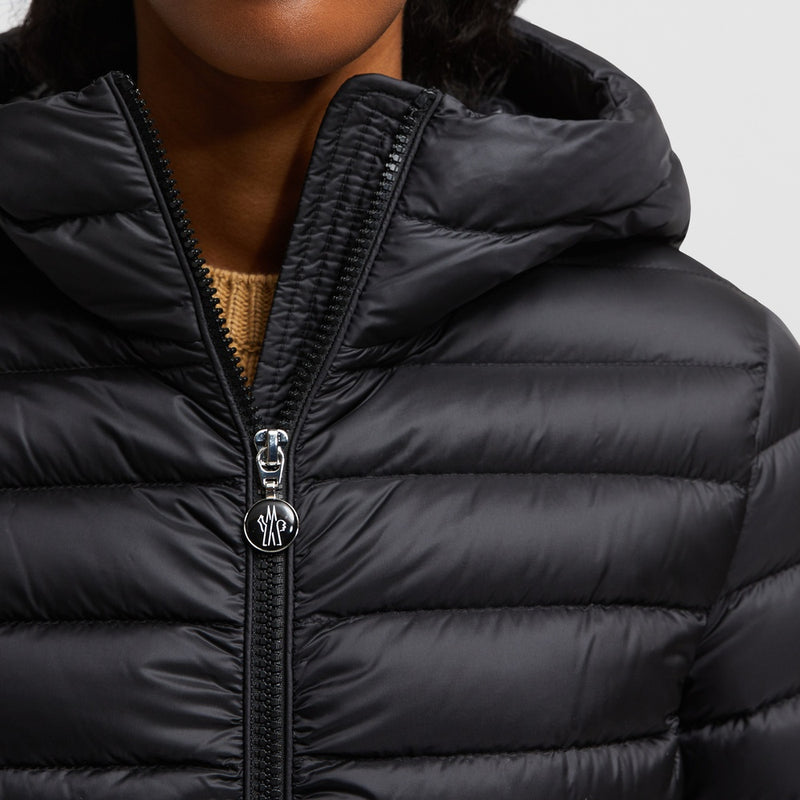 IGE HOODED SHORT DOWN JACKET
