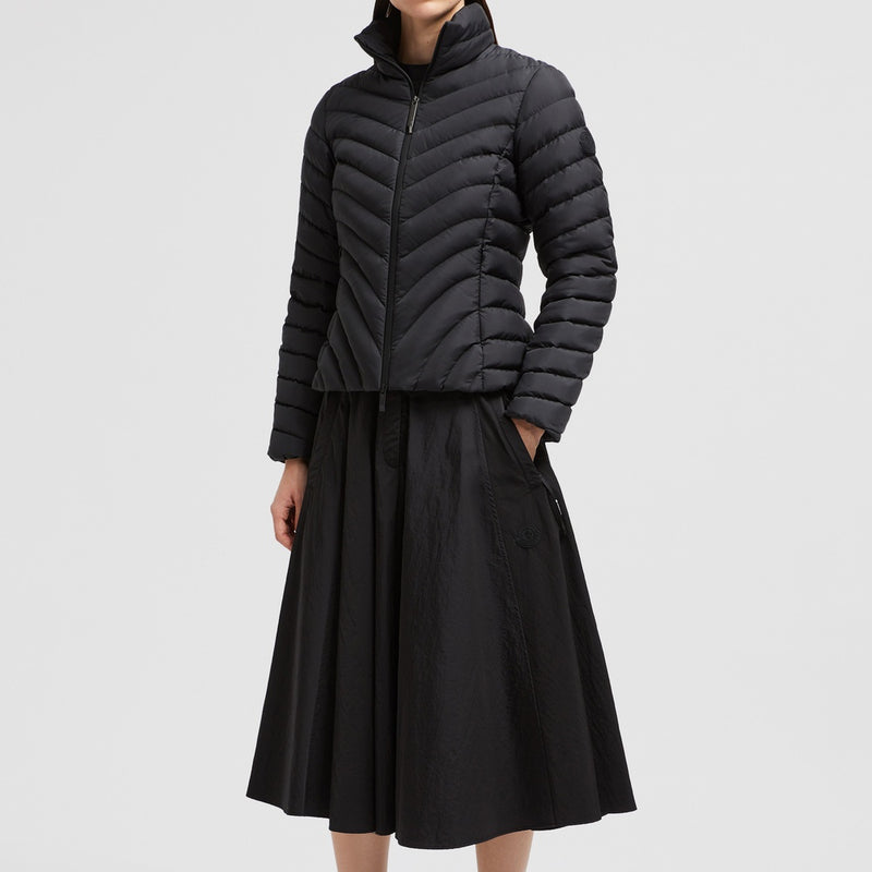 GRANGE DIAGONAL-QUILTED SHORT DOWN JACKET