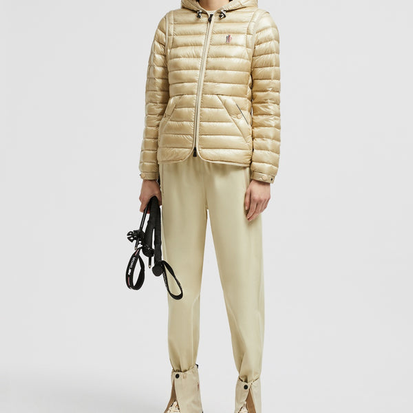 KARURA 2-IN-1 HOODED SHORT DOWN JACKET