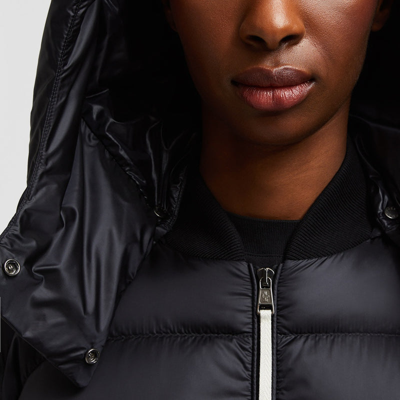 MONCLER X LULU LI POSTERUS HOODED SHORT DOWN JACKET