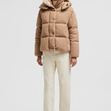 PARANAS METALLIC HOODED SHORT DOWN JACKET