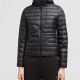 XIAOBAI HOODED SNAKE-QUILTED SHORT DOWN JACKET