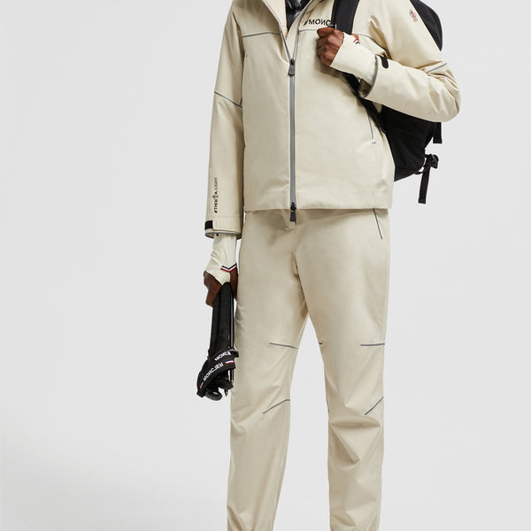 VISAILLE HOODED GORE-TEX SHORT DOWN JACKET